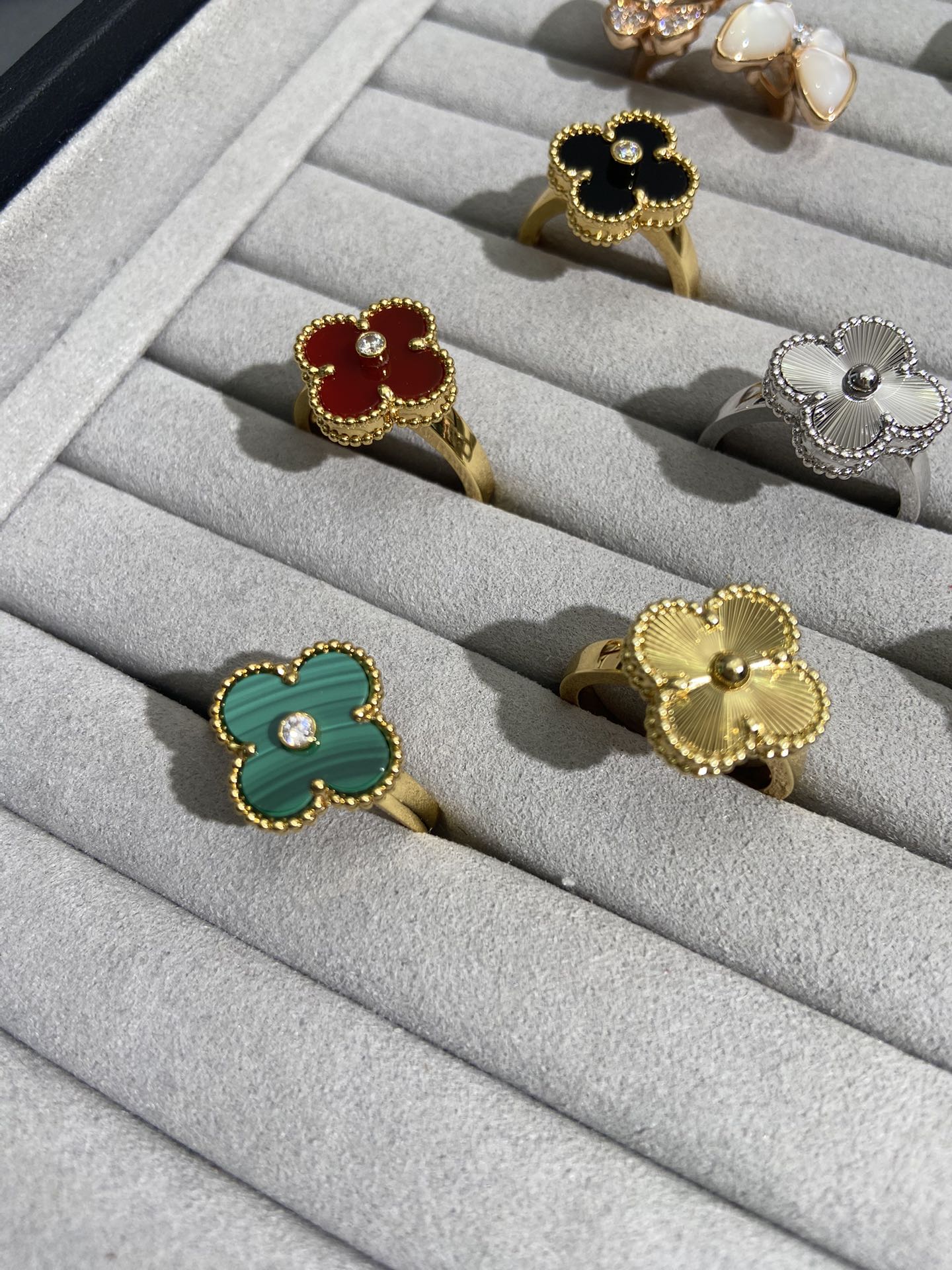 VCA Vintage Alhambra Ring - Image 4