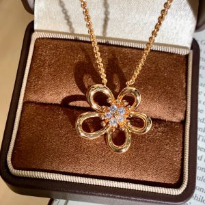 VCA Flowerlace Pendant Necklace
