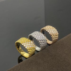 VCA Perlee Diamond Ring