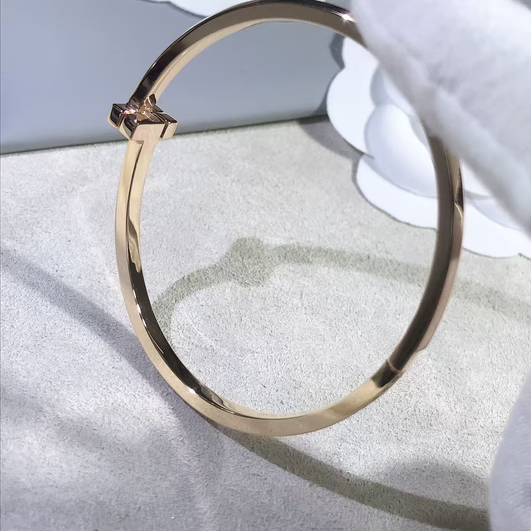 Tiffany T1 Narrow Diamond Hinged Bangle Bracelet - Image 9