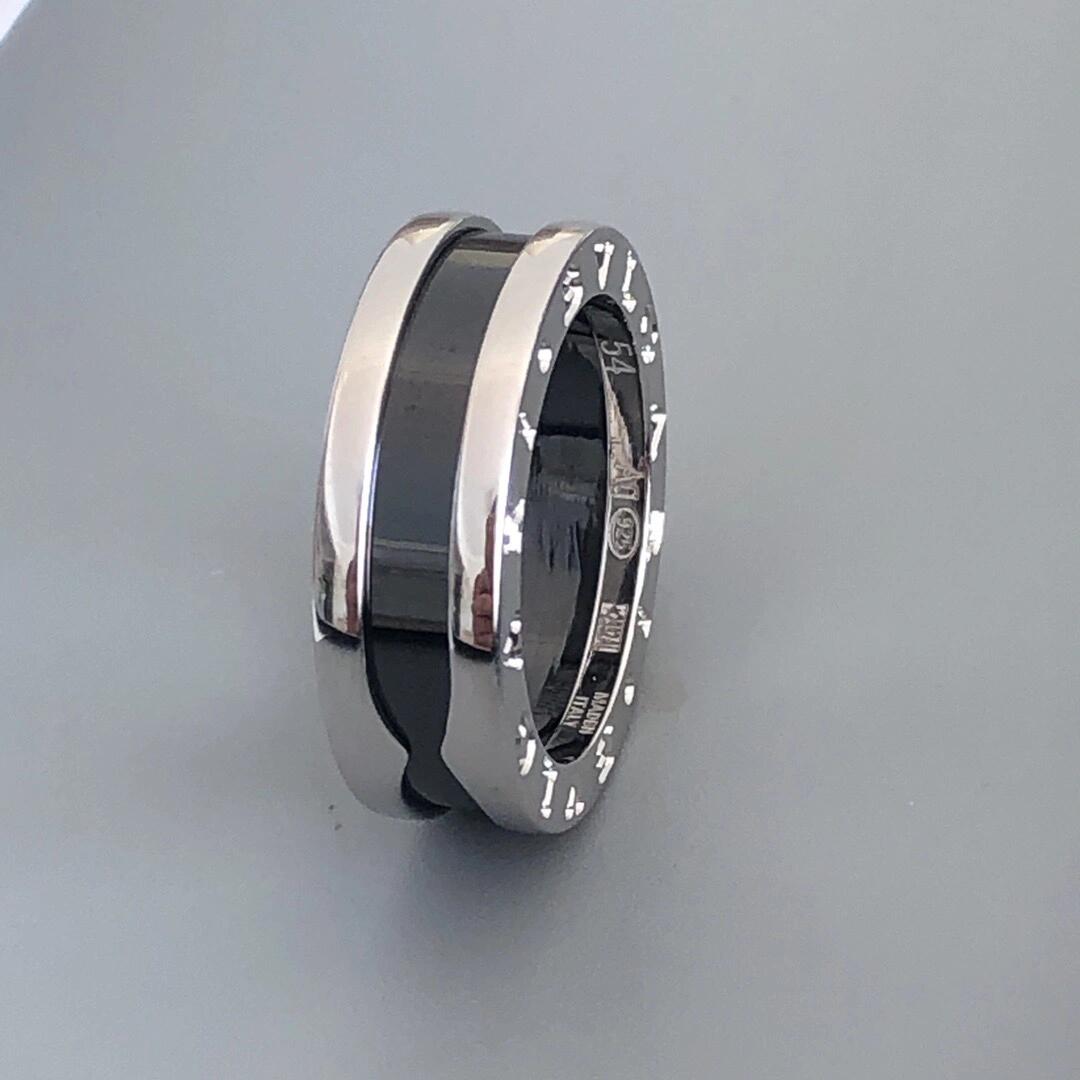 Dupe Bvlgari B.zero1 Ring in Silver with Black Ceramic - Image 2