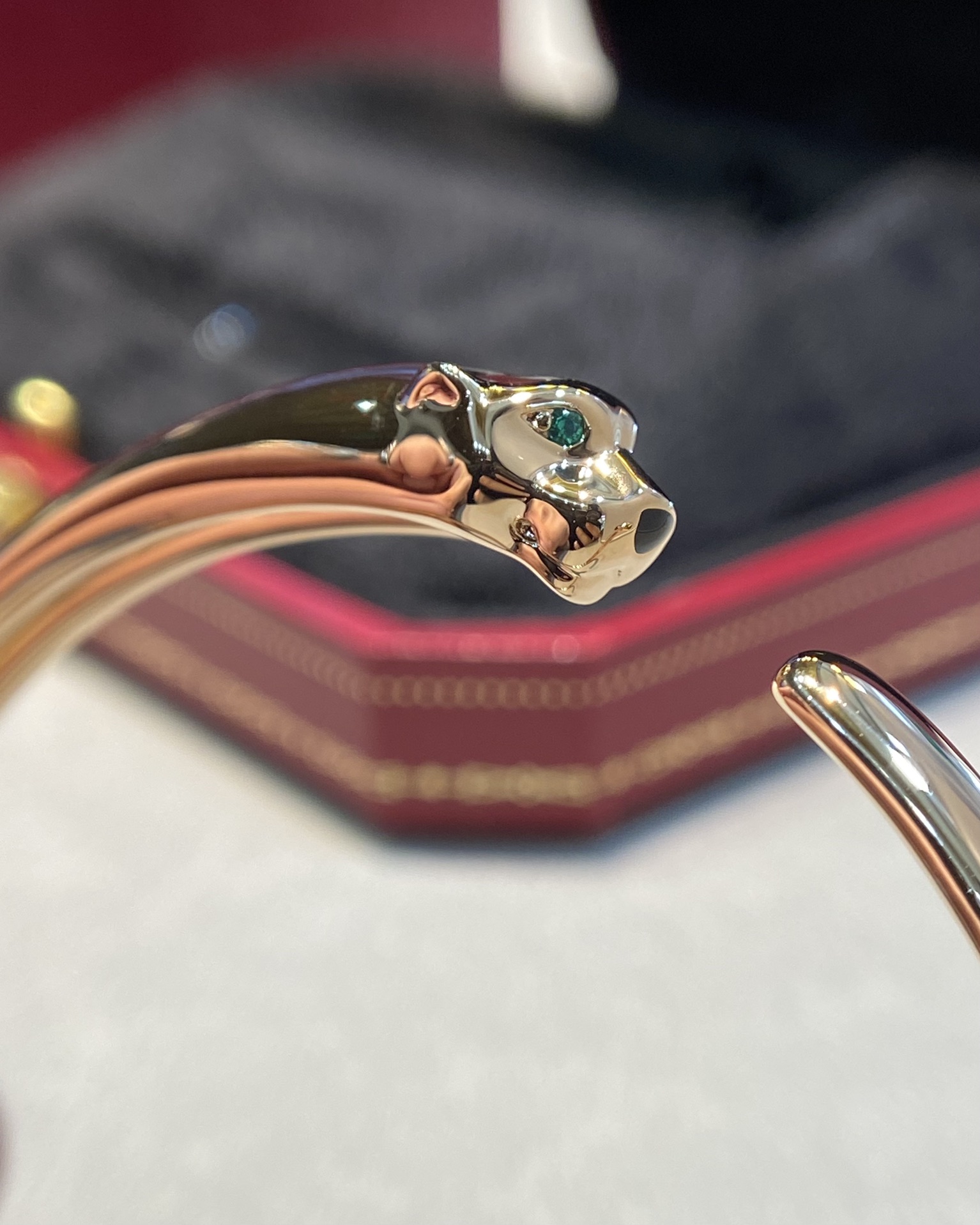 Cartier Smooth Panthère de Bracelet Open Cuff Bangle - Image 7