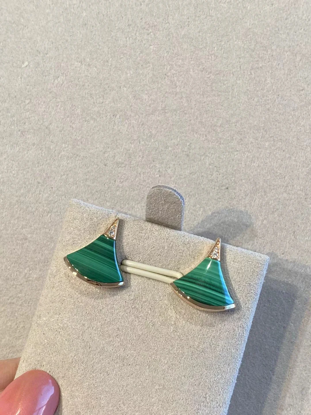 Bvlgari Divas' Dream Earrings - Image 9