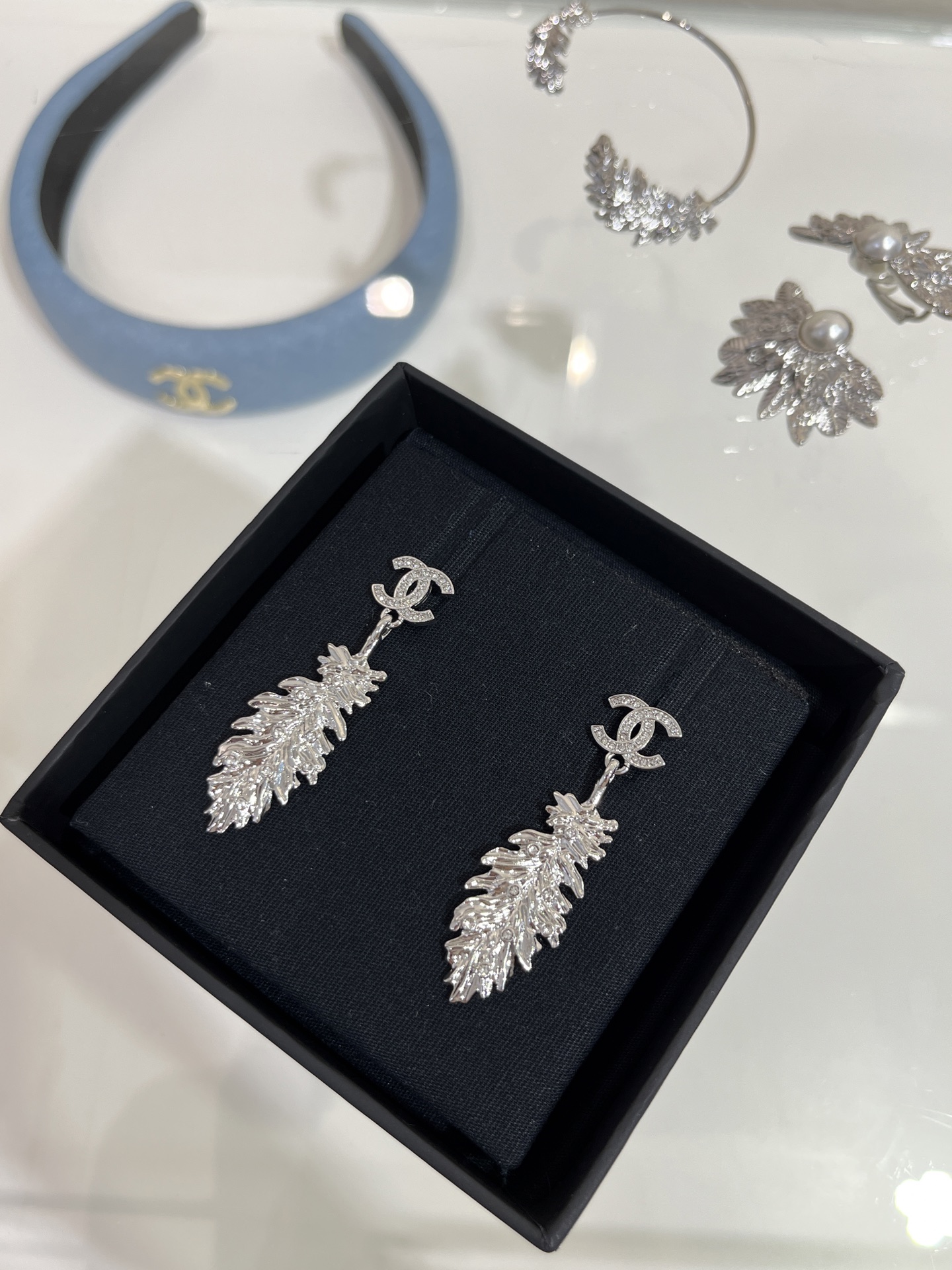 Chanel Coco Feather Dangle Earrings - Image 6
