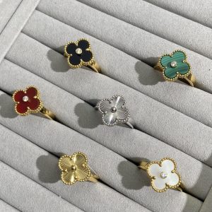VCA Vintage Alhambra Ring