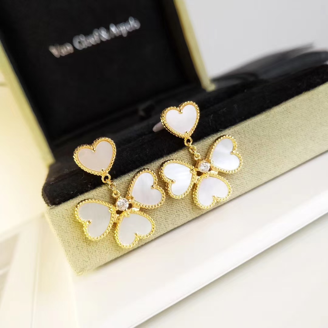 VCA Sweet Heart Earrings - Image 3