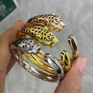 Cartier Leopard Head Panthère de Bracelet Bangle