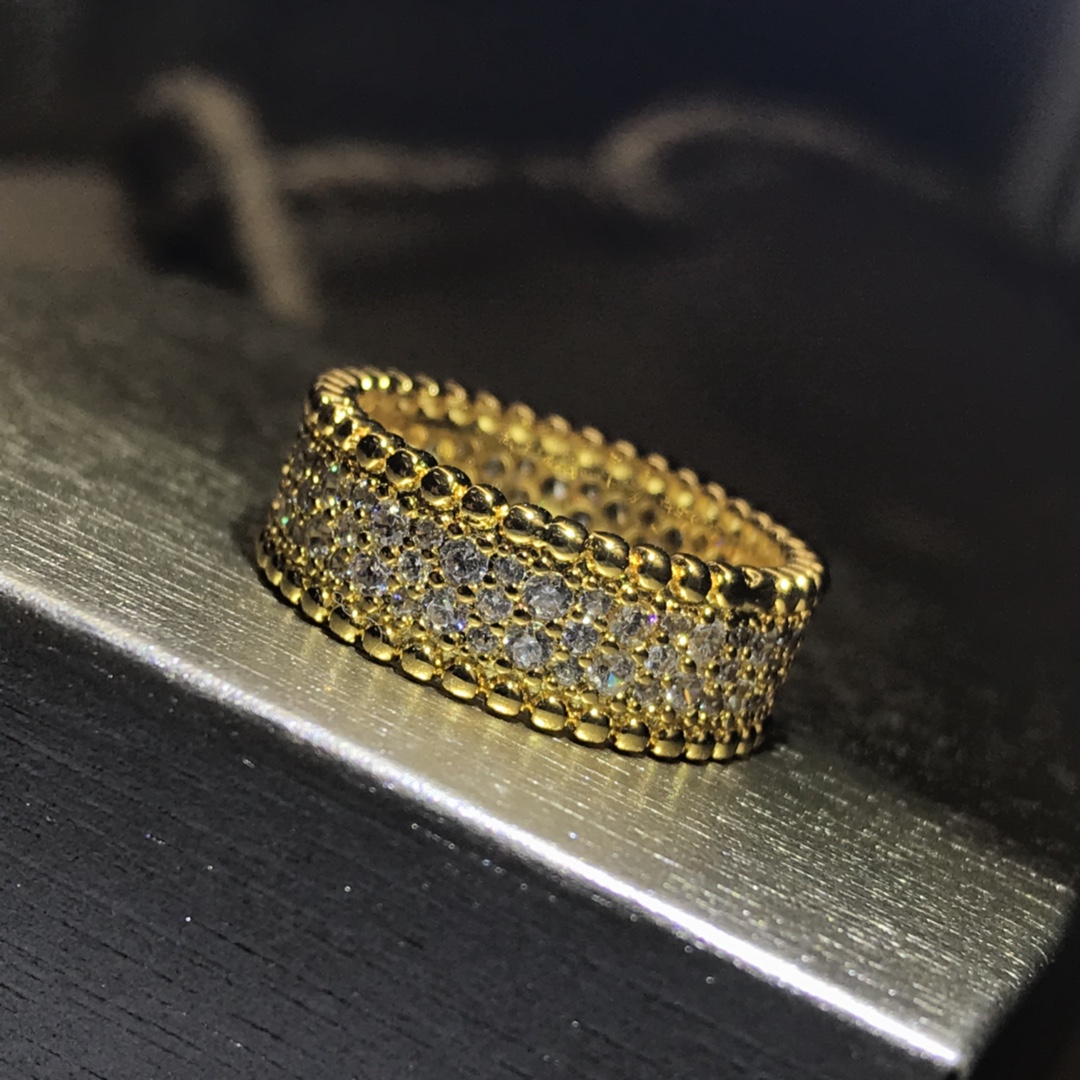 VCA Wide Perlee Diamonds Ring - Image 6