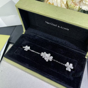 VCA Frivole Flora Bracelet 5 Flowers
