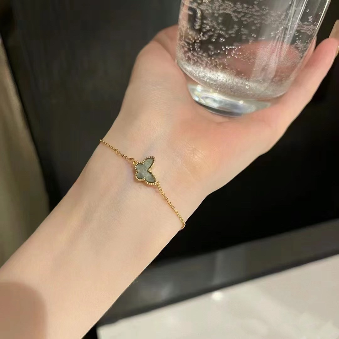 VCA Sweet Heart Butterfly Alhambra Bracelet 1 Motif - Image 5