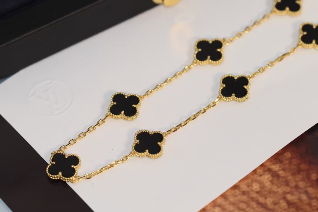 VCA Vintage Alhambra Necklace, 10 Motifs - Image 3