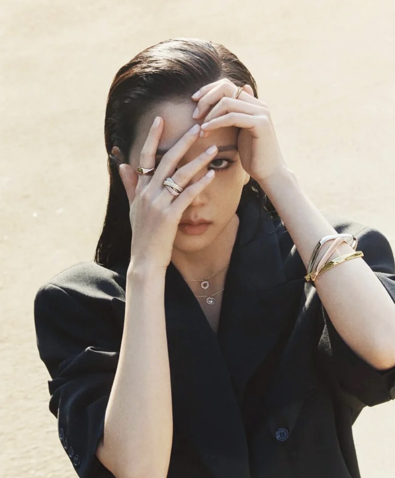 Cartier Trinity Bracelet, Cushion-shaped - Image 9