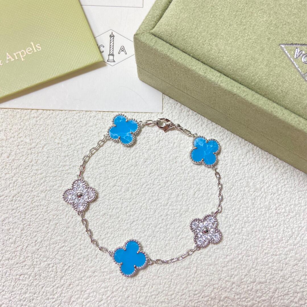 VCA Blue Larimar and Diamond Vintage Alhambra Bracelet, 5 Motifs - Image 4