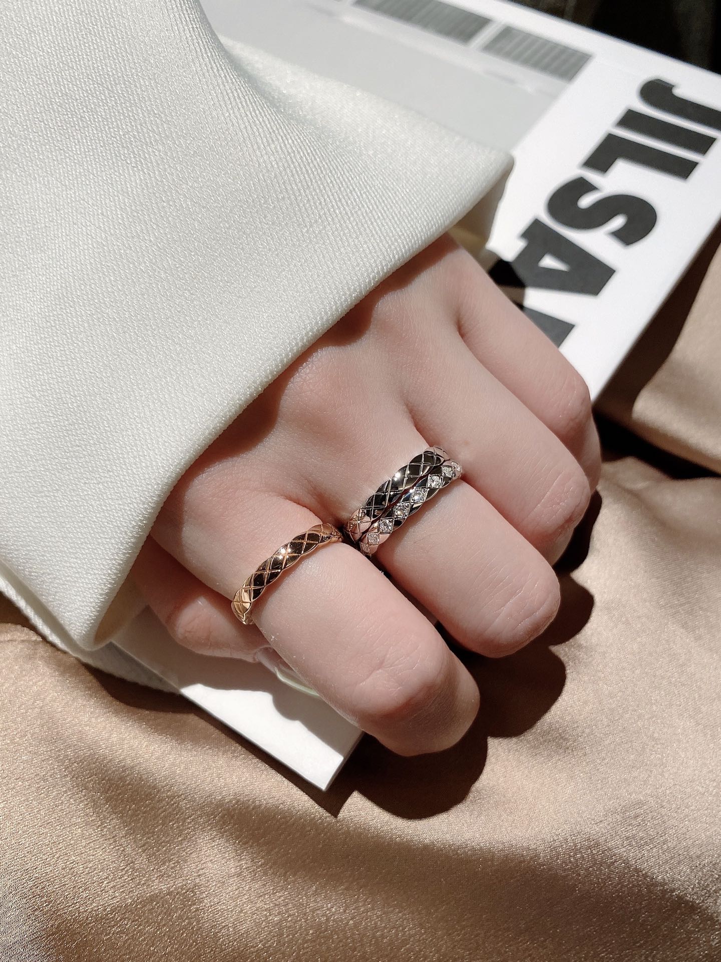 Chanel Coco Crush Mini Ring - Image 12