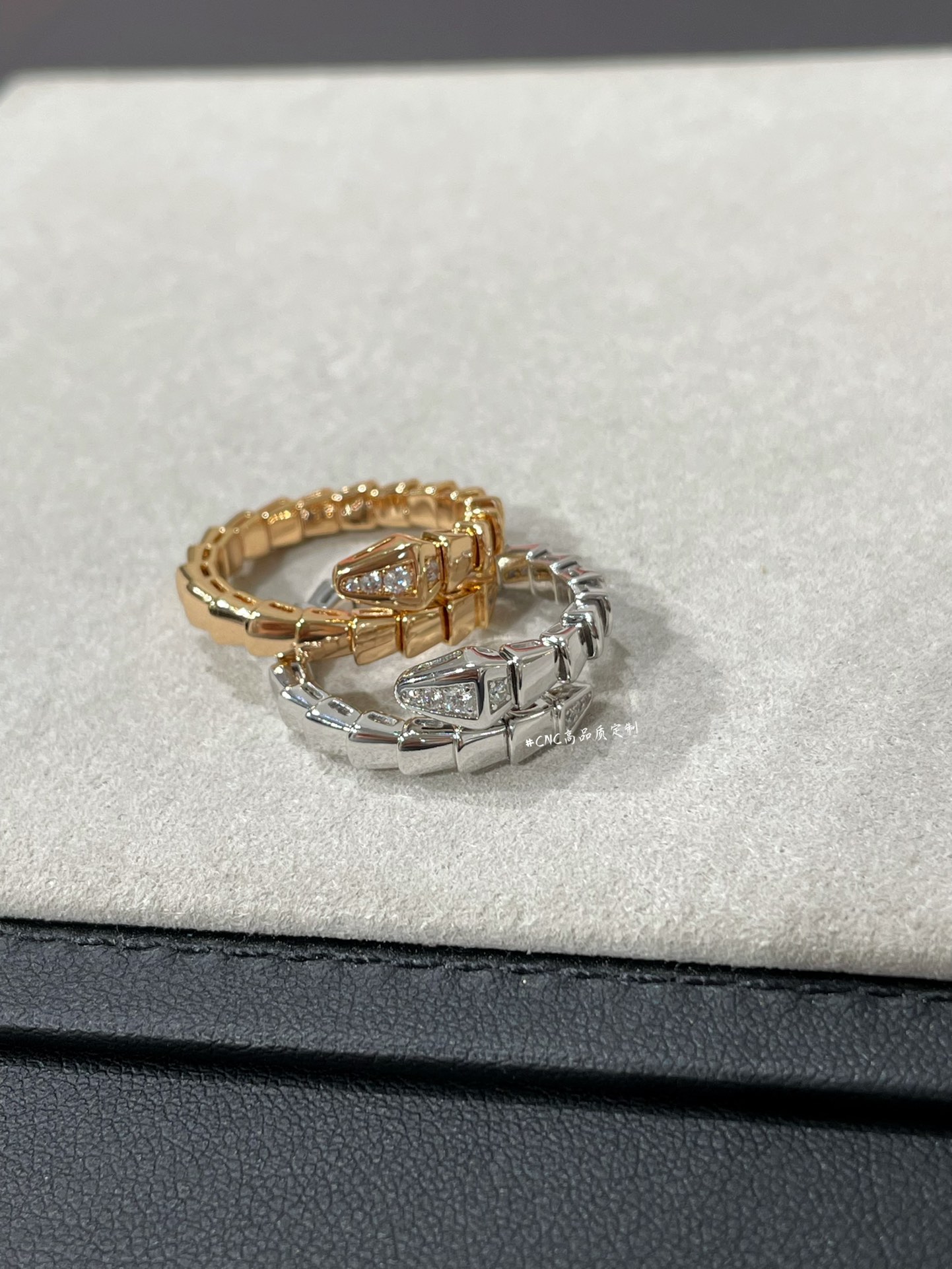 Bvlgari Diamond Head Serpenti Viper Ring - Image 4