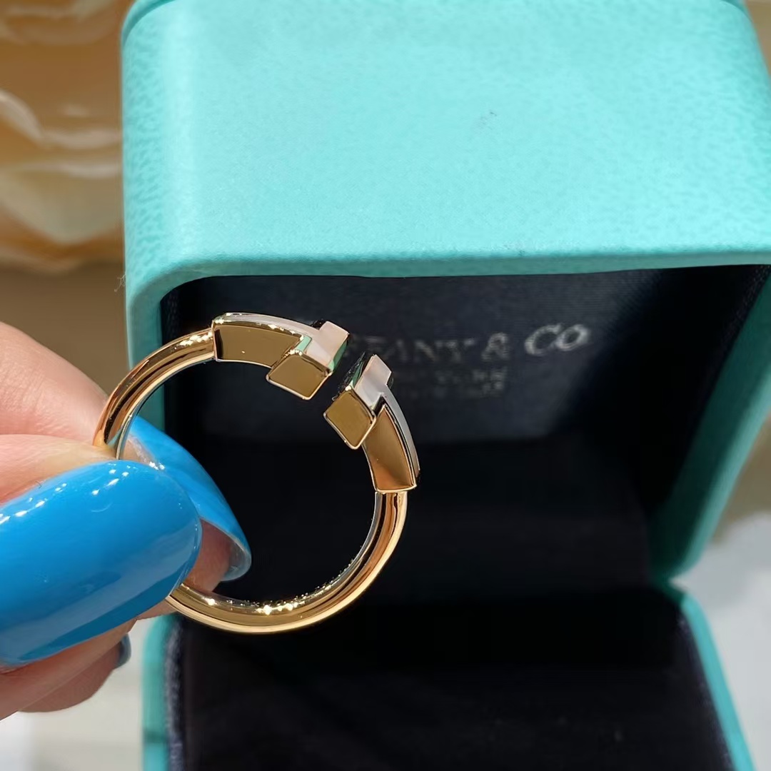 Tiffany Mother of Pearl Double T Ring - Image 5