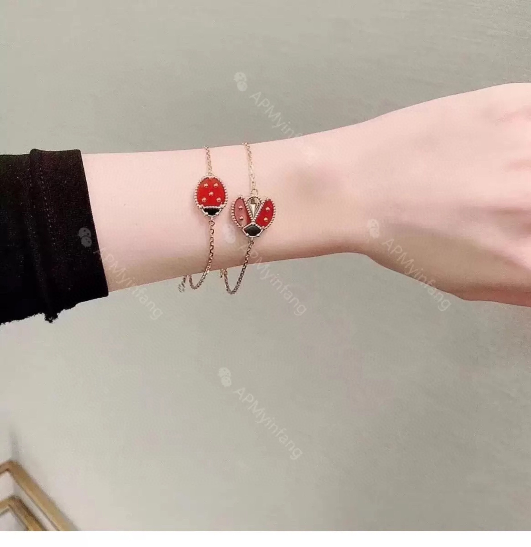 VCA Fauna Ladybug Lucky Spring Bracelet - Image 4