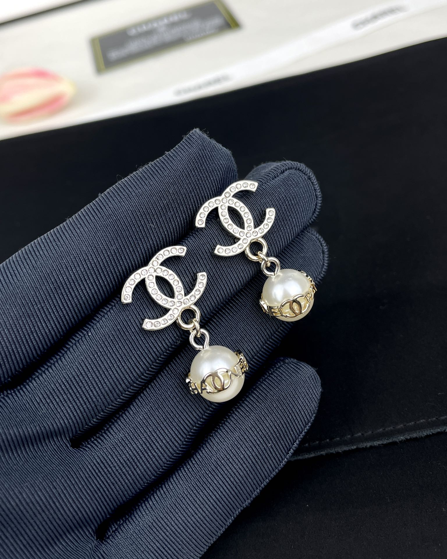 Chanel Diamond CC Pearl Drop Earrings - Image 2