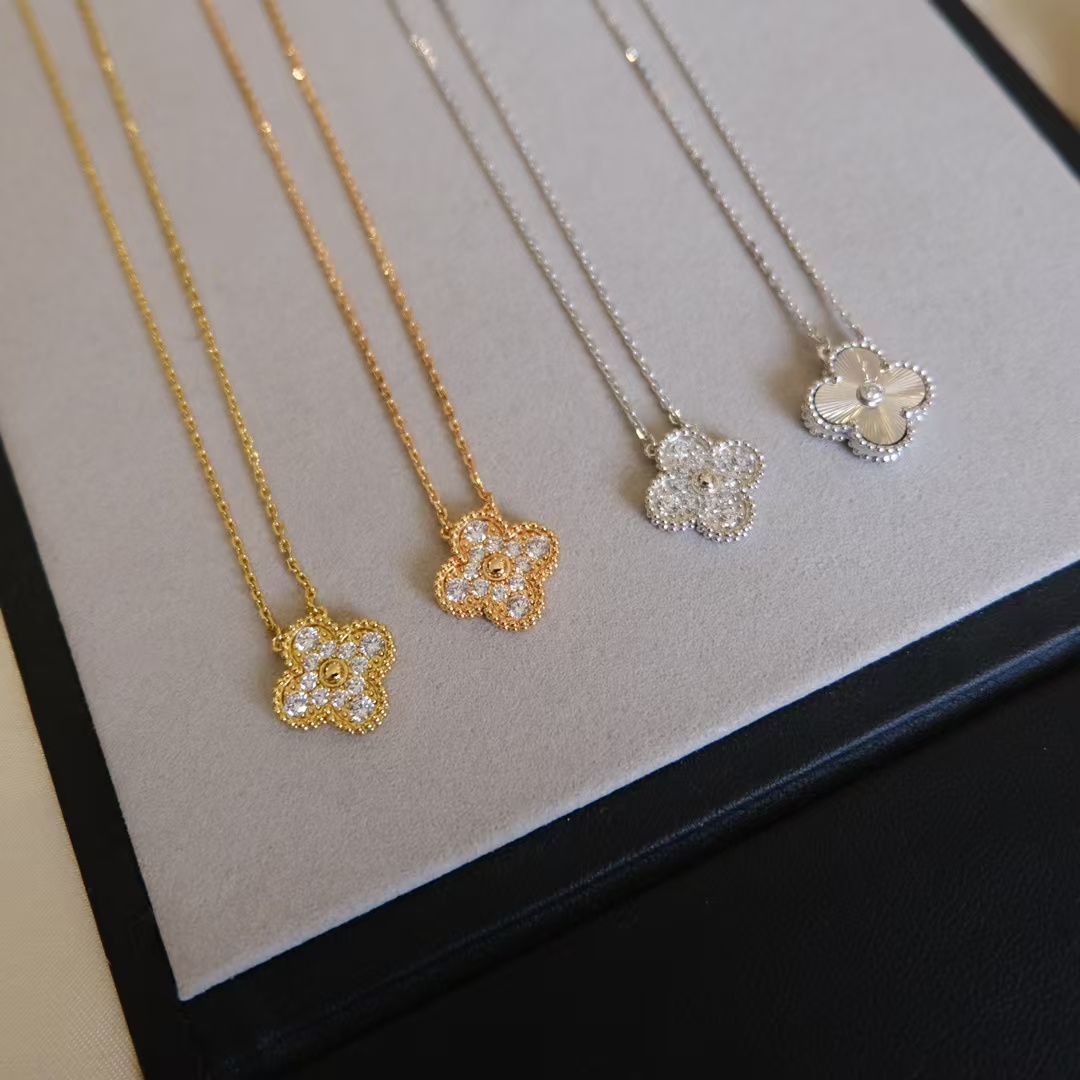 VCA Vintage Alhambra Pendant Necklace - Image 3