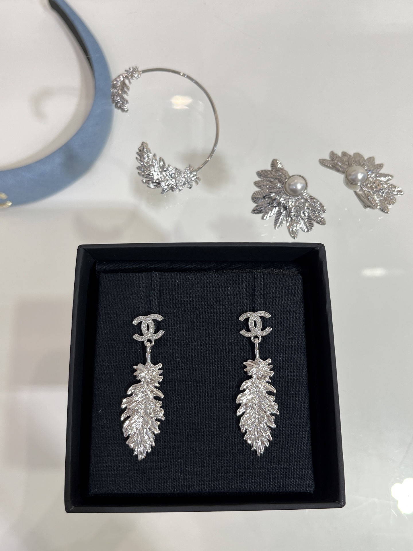 Chanel Coco Feather Dangle Earrings - Image 7
