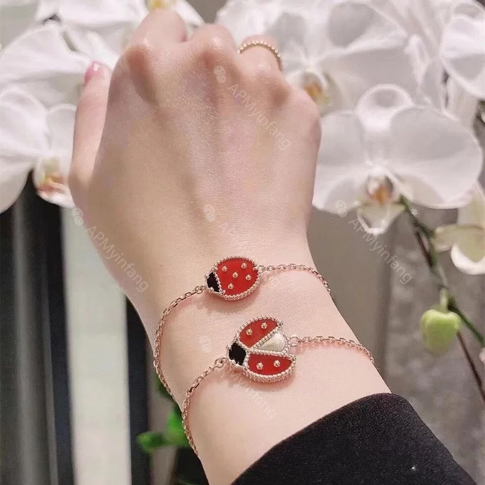 VCA Fauna Ladybug Lucky Spring Bracelet - Image 3