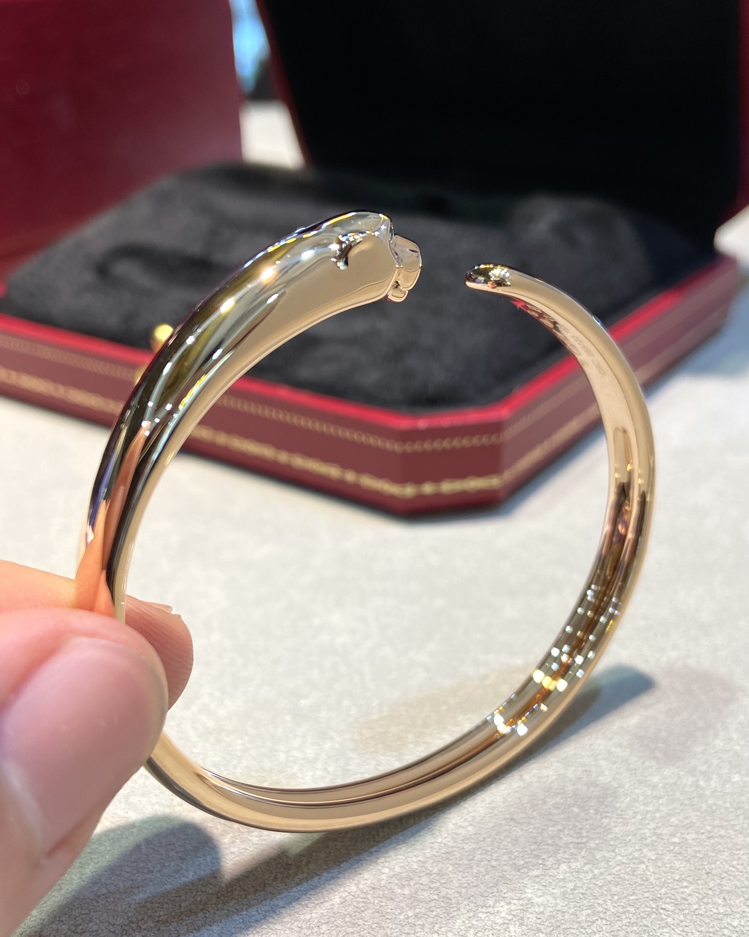 Cartier Smooth Panthère de Bracelet Open Cuff Bangle - Image 8