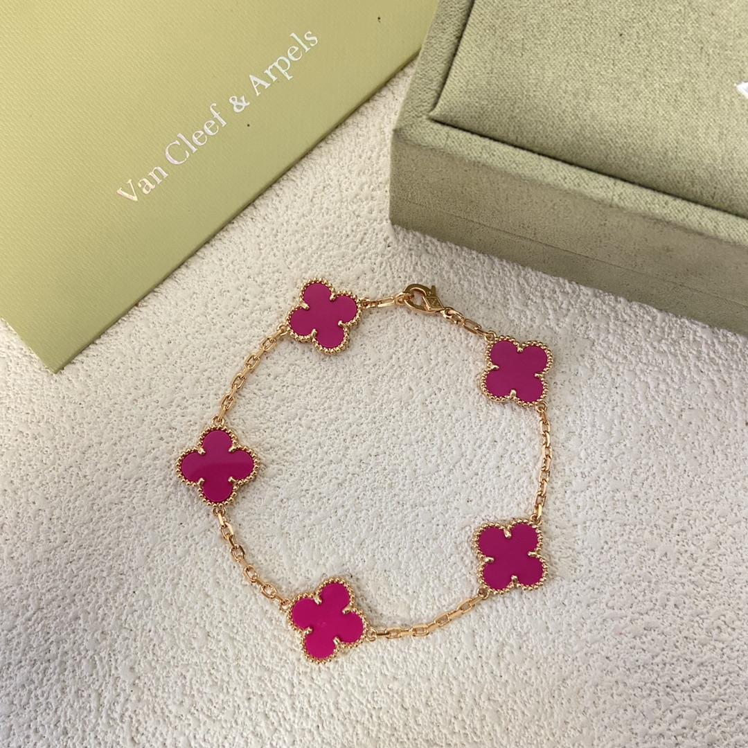 VCA 5 Rose Red Motifs Vintage Alhambra Bracelet - Image 3