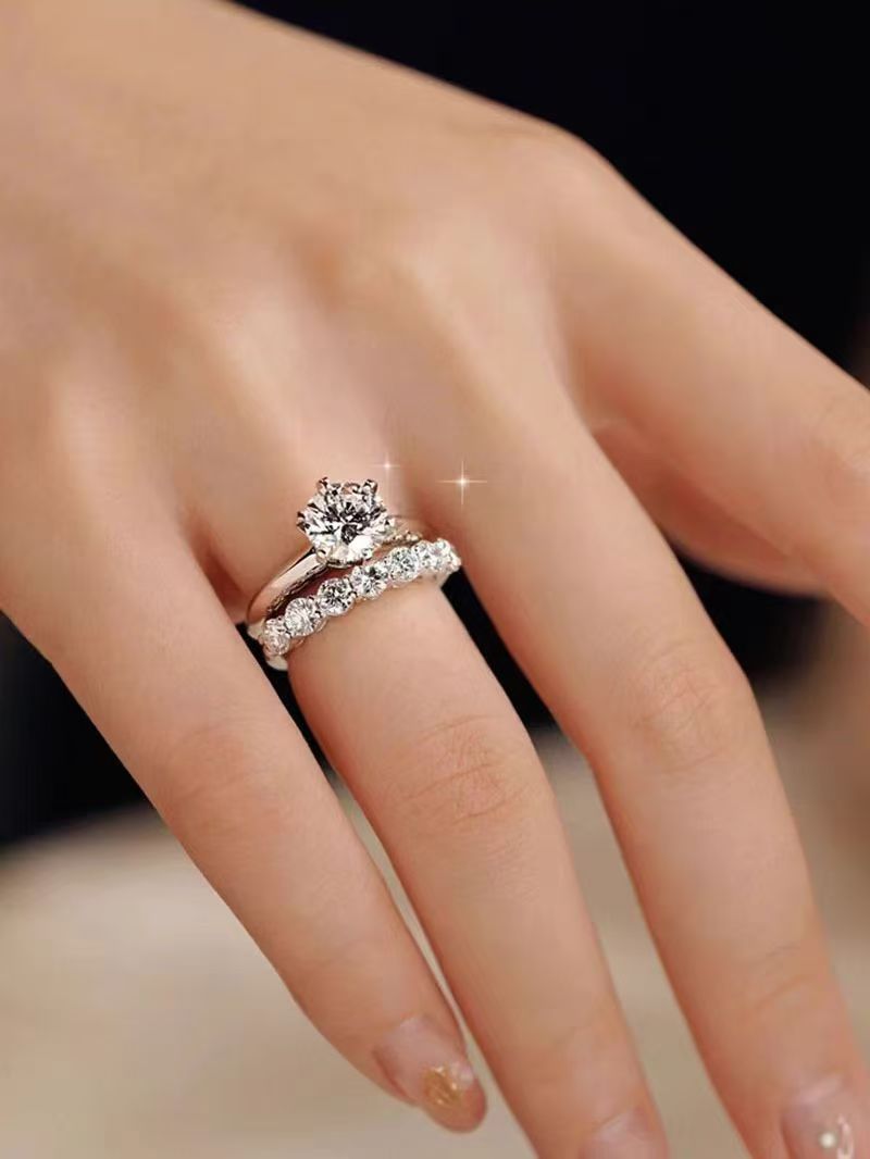 Tiffany Forever Band Ring - 7 Diamonds - Image 4