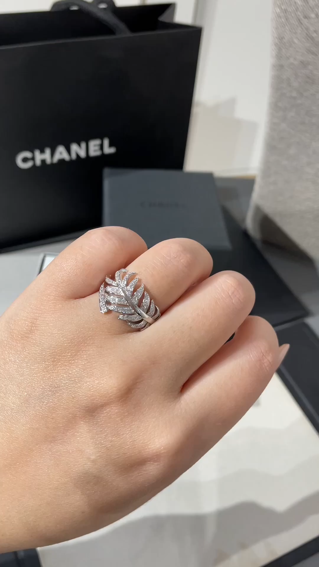 Chanel Diamond Feather Plume De Ring Earrings Necklaces - Image 8