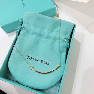 Tiffany Medium Smile Pendant Necklace