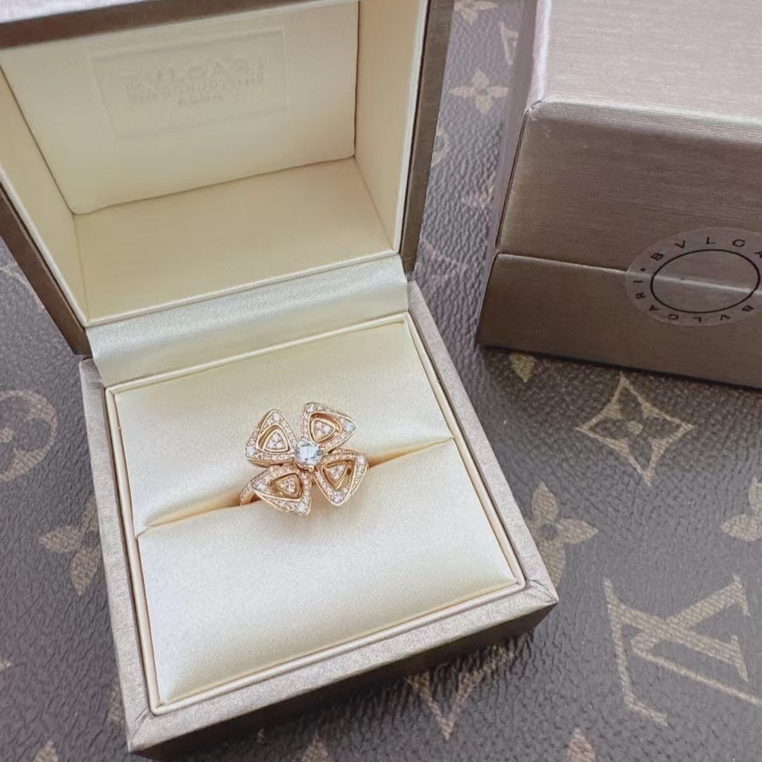 Bvlgari Fiorever Ring - Image 2
