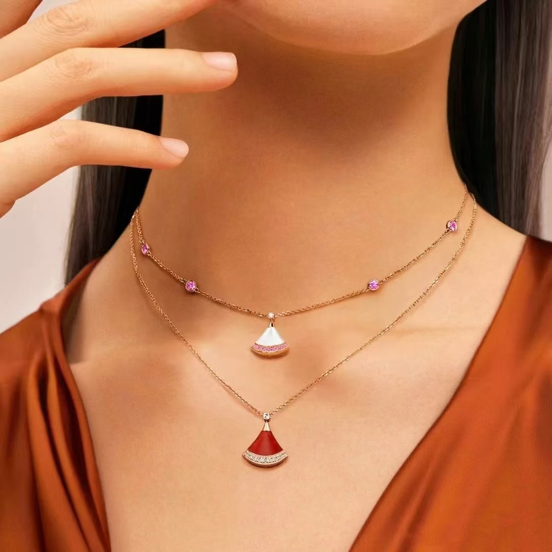 Bvlgari Divas' Dream Necklace - Image 12