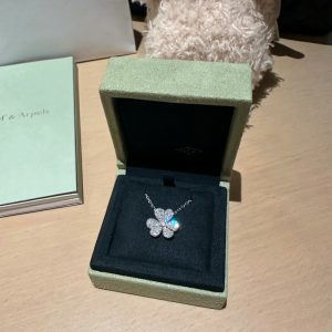 VCA Full Diamond Frivole Pendant Necklace - Mini