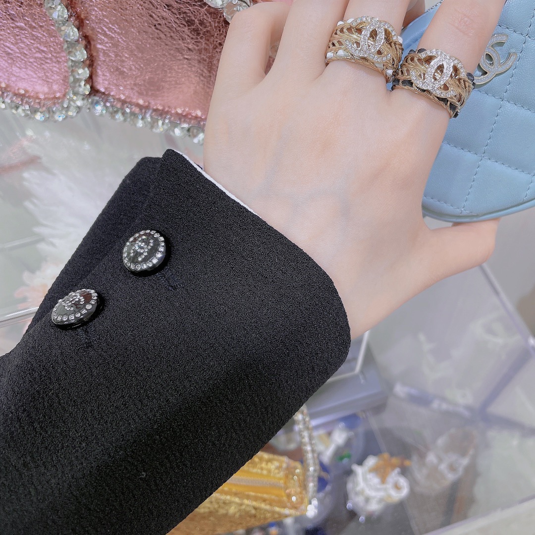 Chanel Wide Hollow Leather Wrap Vintage Ring - Image 10