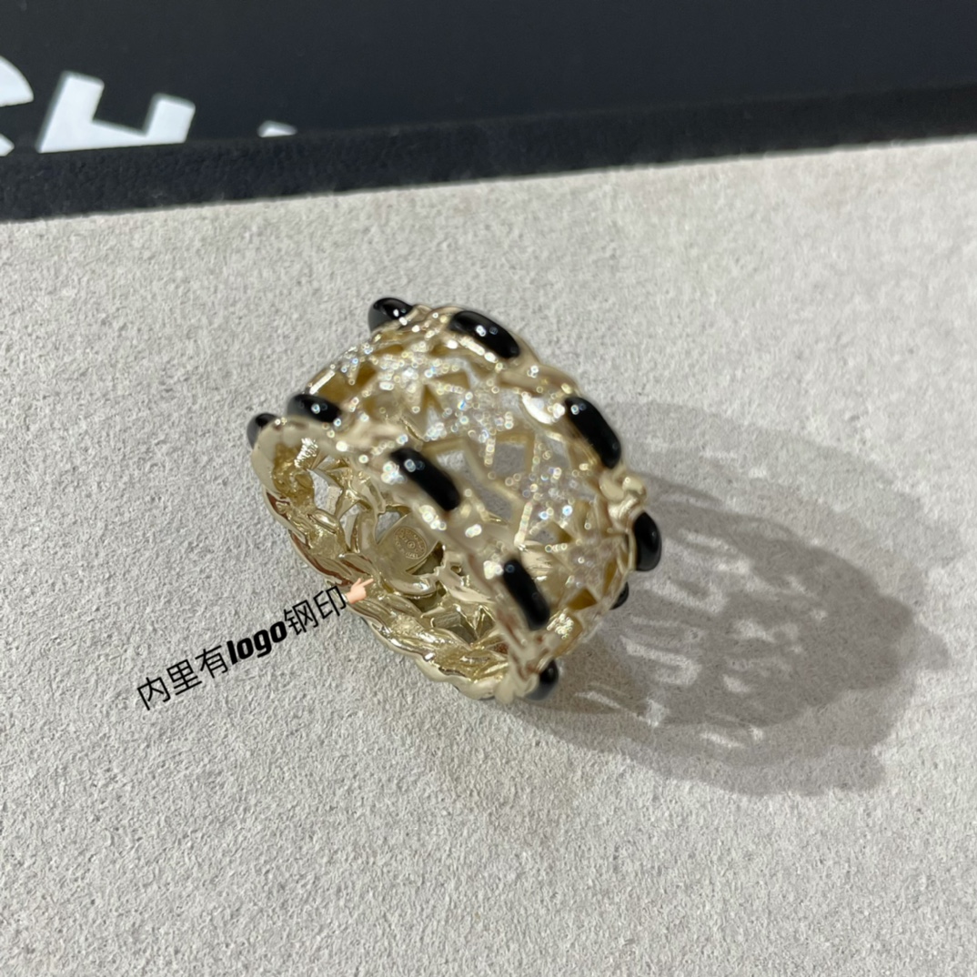Chanel Coco Crush Ring - Wide No Diamond - Image 3