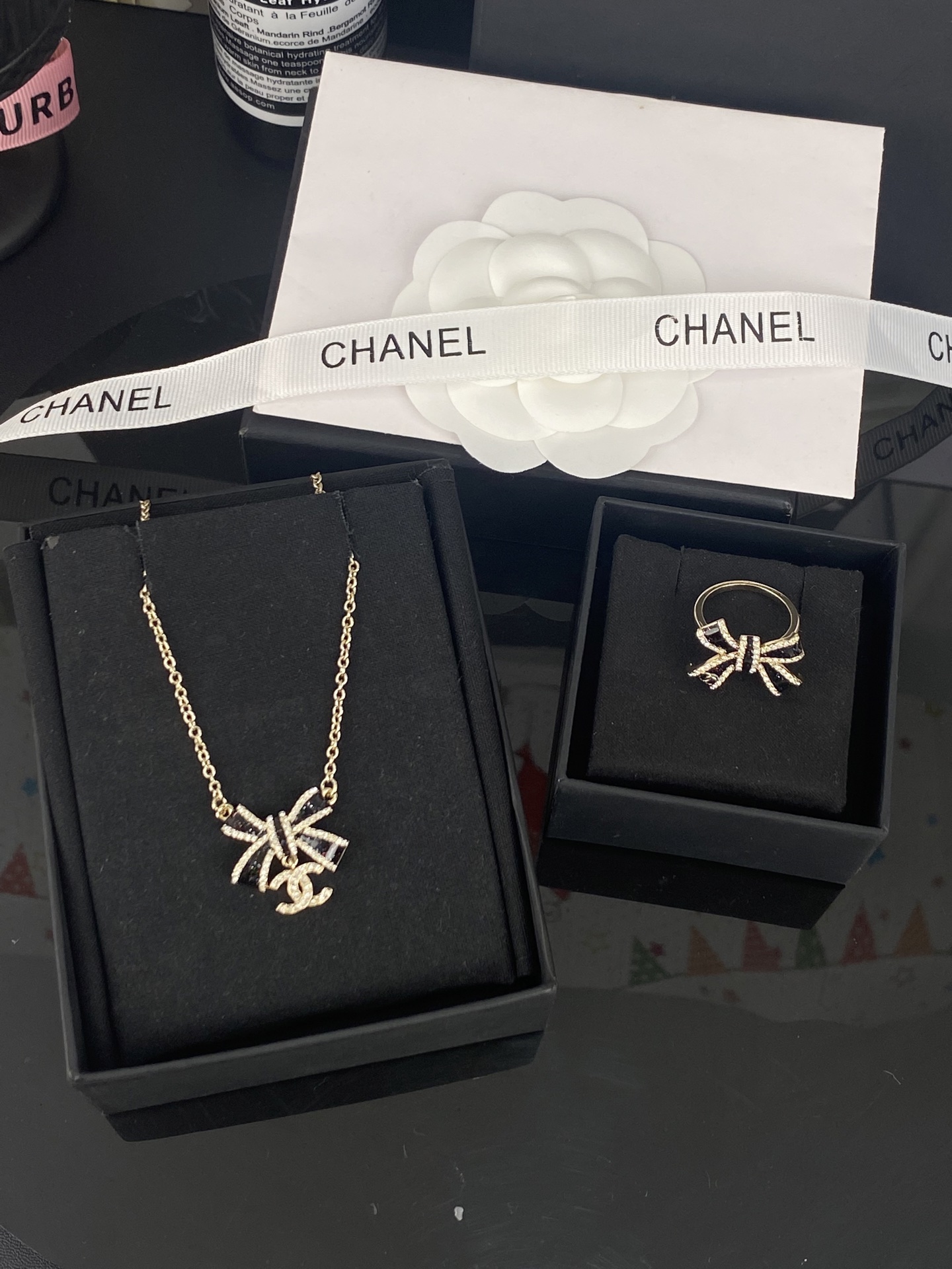 Chanel Black Bow CC Pendant Necklace and Bracelet - Image 10