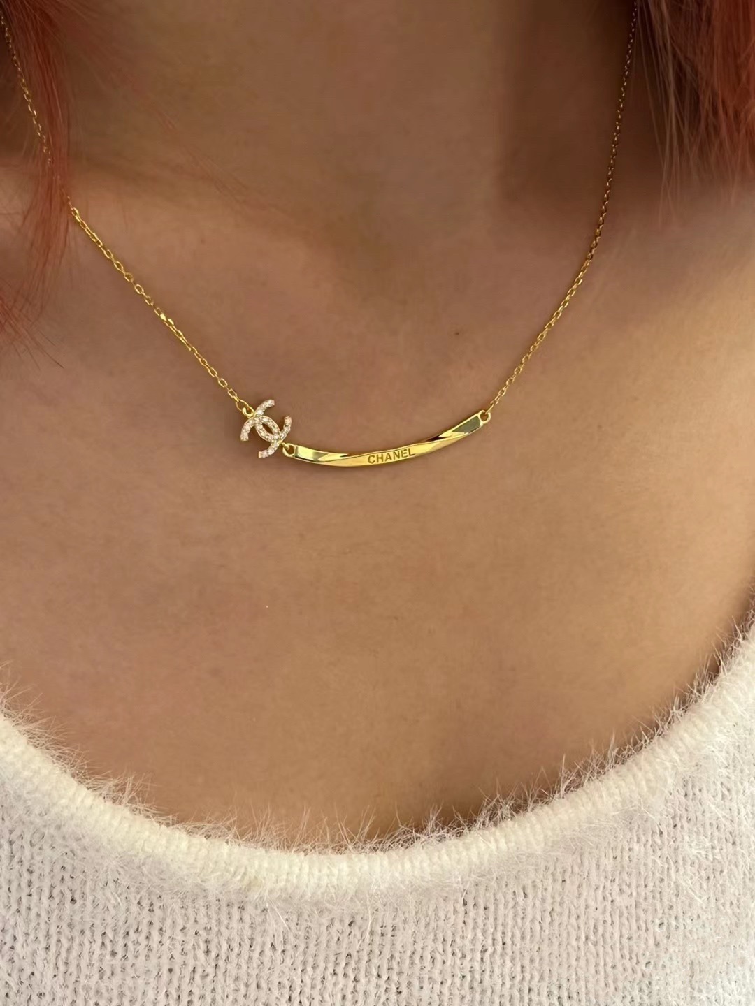 Chanel Smile Necklace Minimalistic - Image 2