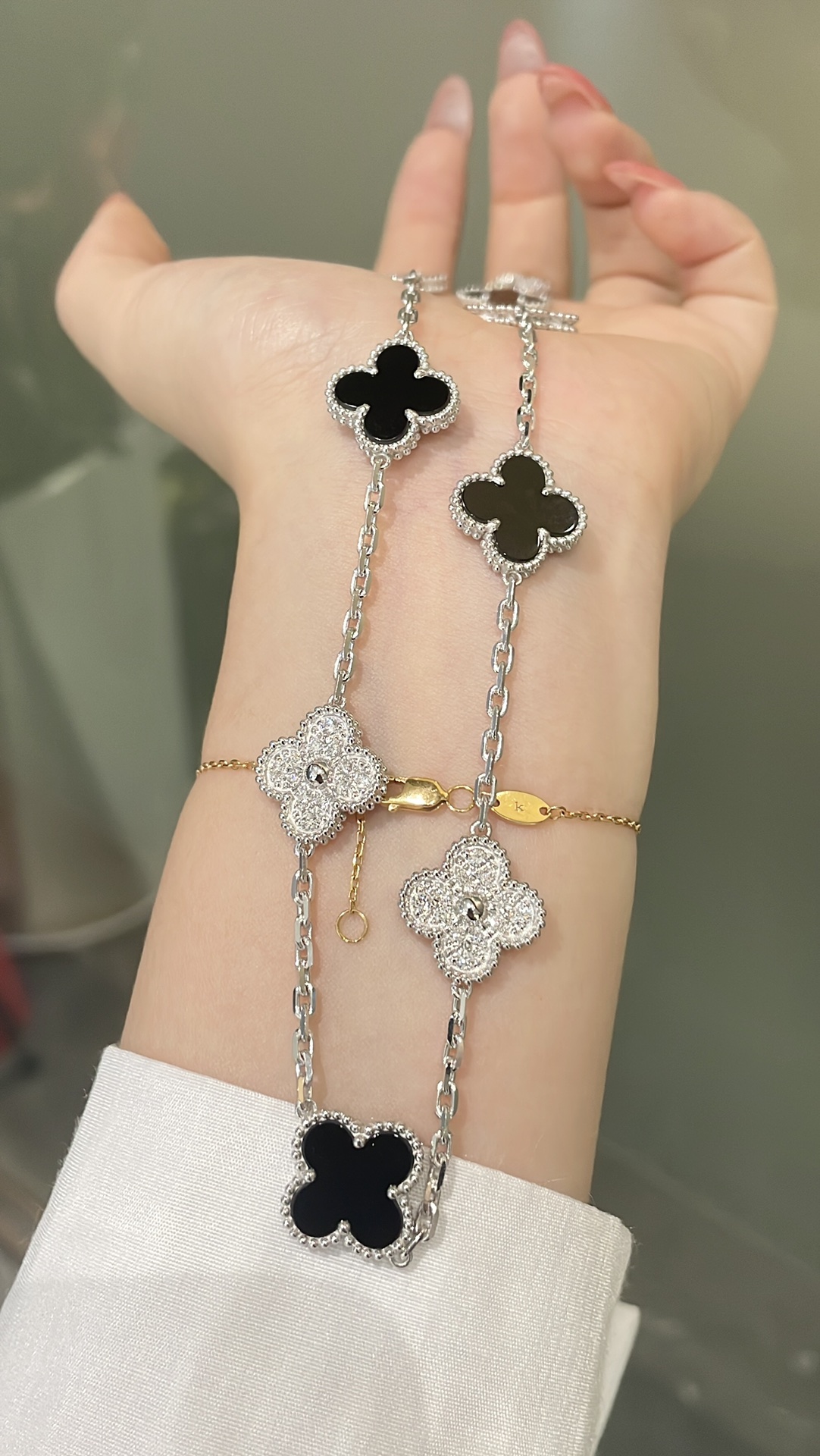 VCA Vintage Alhambra Necklace, 10 Motifs - Image 6