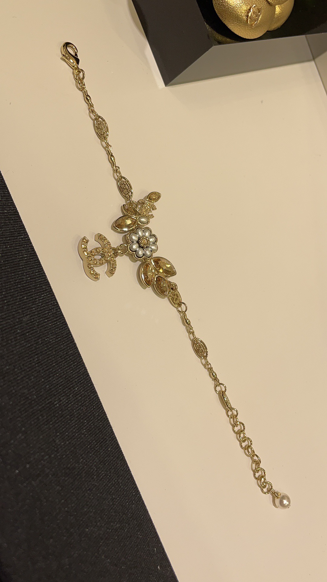 Chanel Ear of Wheat Pearl Flower Bracelet - Image 5