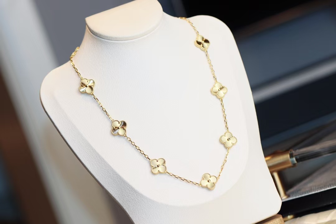 VCA Vintage Alhambra Necklace, 10 Motifs