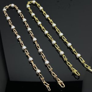 Tiffany HardWear Link Pearl Necklace
