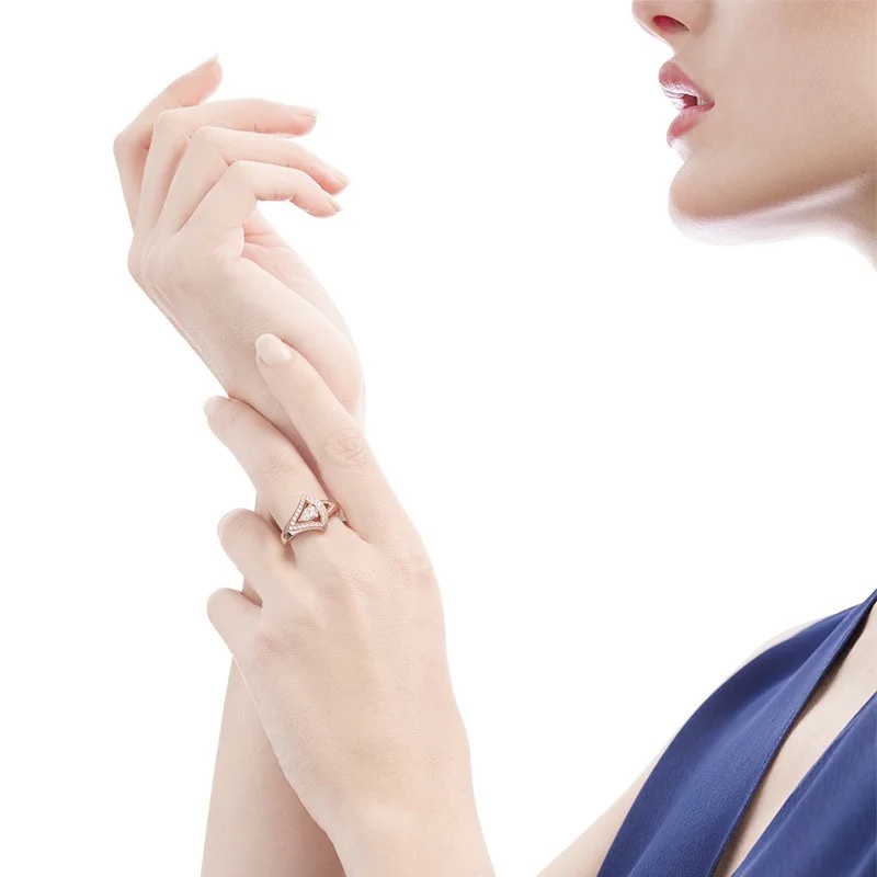 Bvlgari Rose Gold White Teardrop Diamond Ring - Image 3