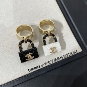 Chanel Ring Handle Bag