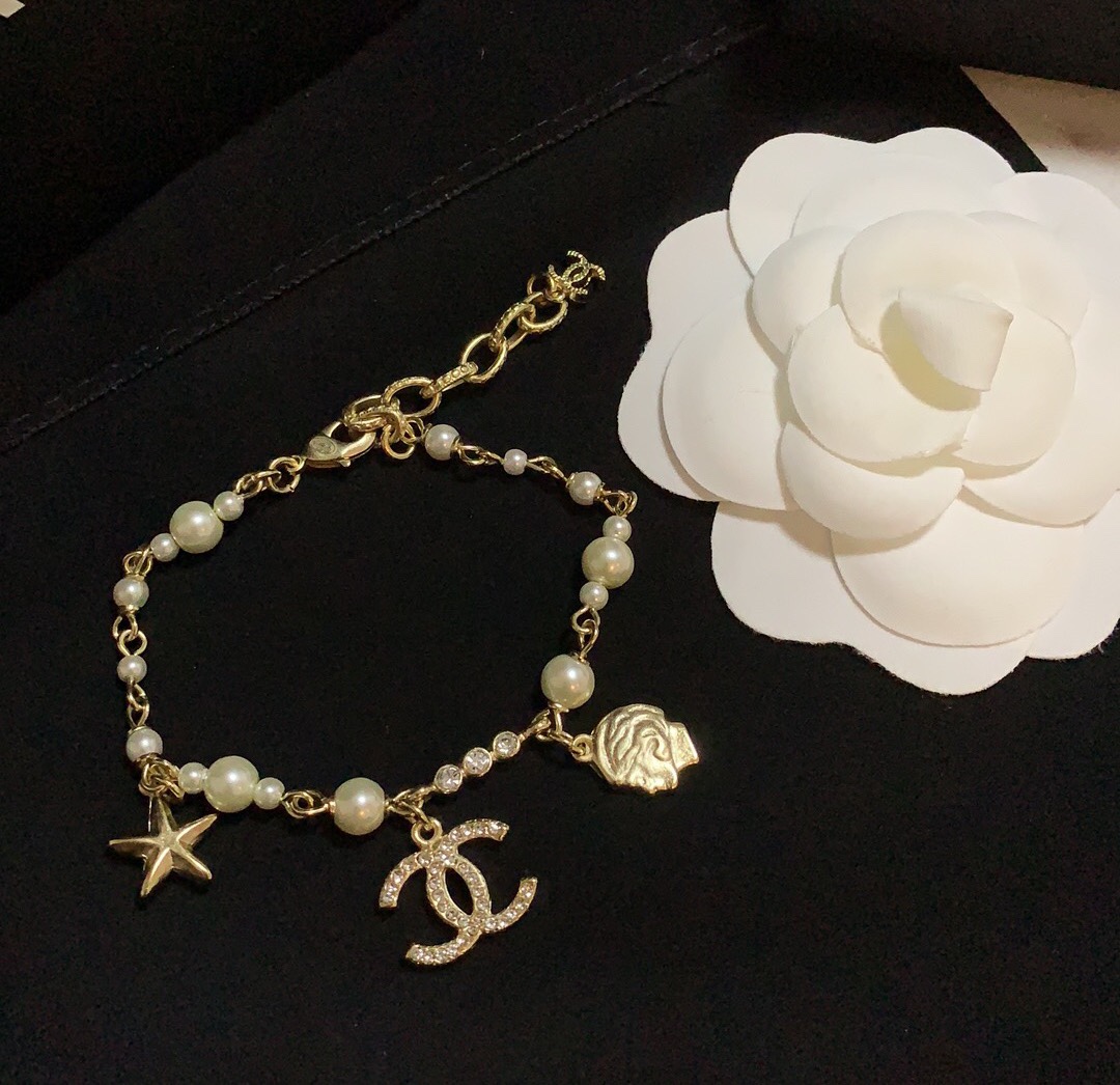 Chanel Star Portrait Bracelet - Image 5