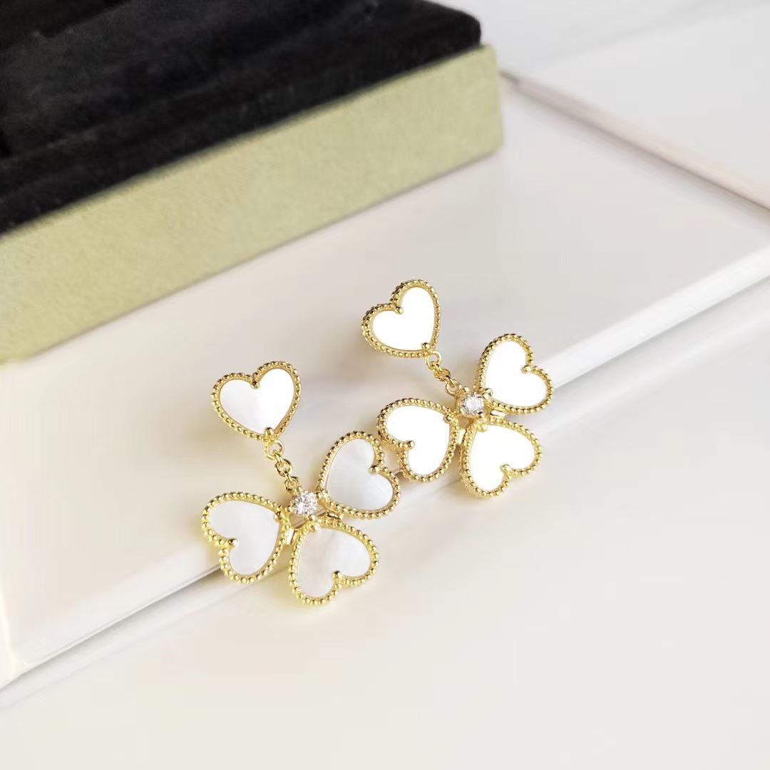 VCA Sweet Heart Earrings - Image 4