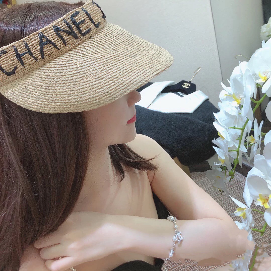 Chanel Flower Enhancer Pearl Bracelet Earrings Necklace - Image 13