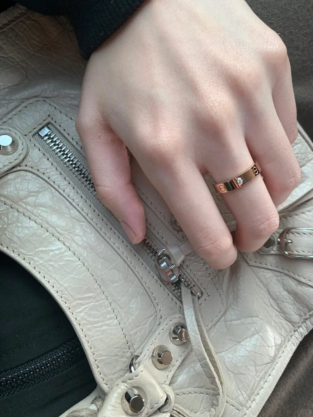 Cartier LOVE LEVE Ring - Image 9