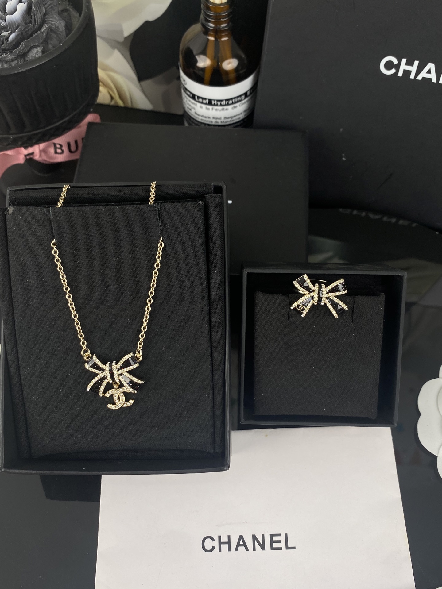 Chanel Black Bow CC Pendant Necklace and Bracelet - Image 9