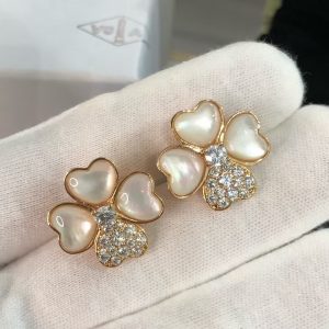 VCA Cosmos Earrings