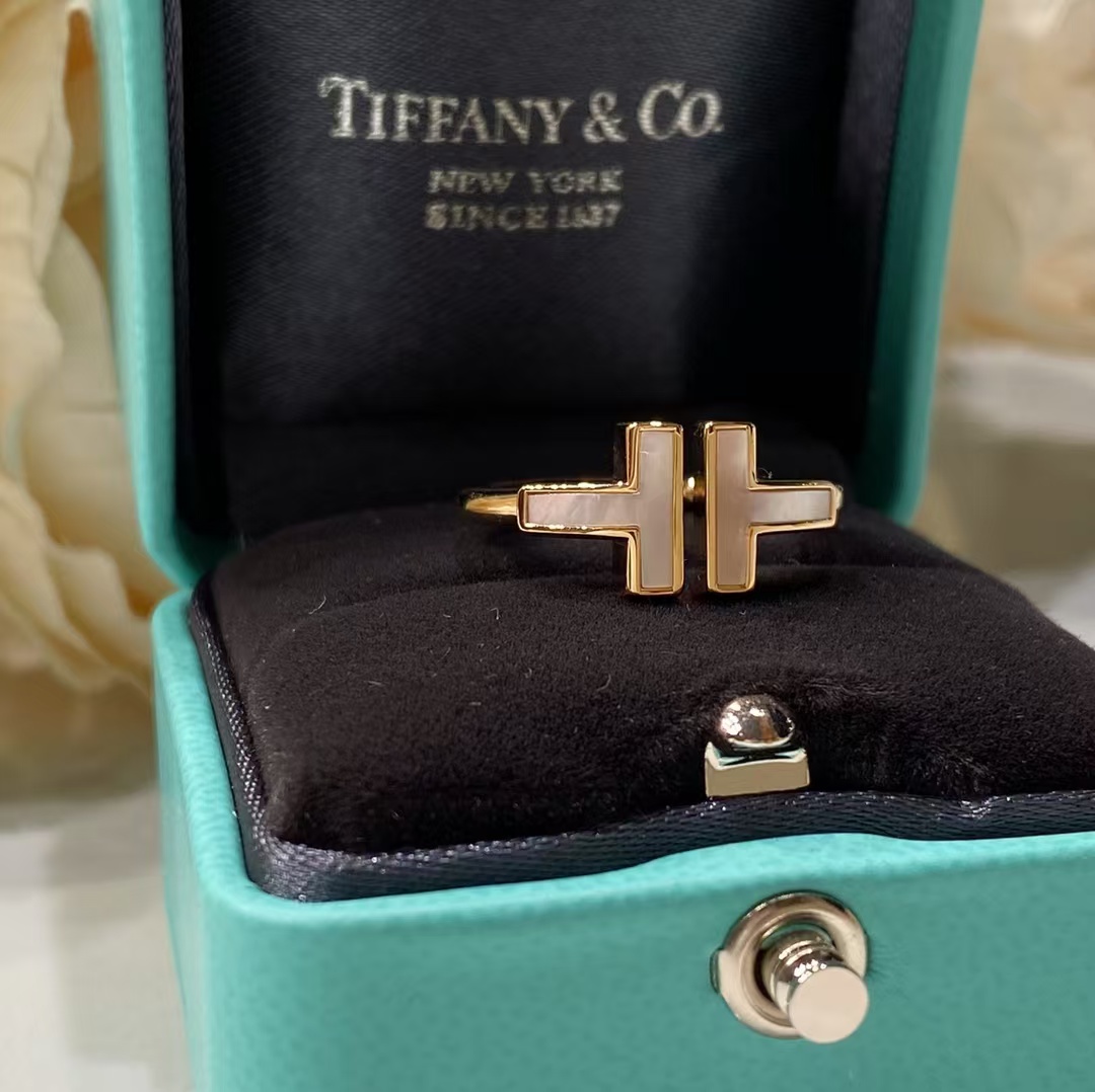 Tiffany Mother of Pearl Double T Ring - Image 2